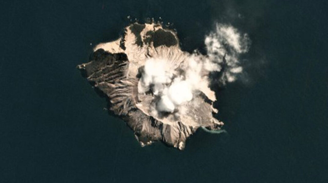 volcano-satelite-new-zealand.jpg