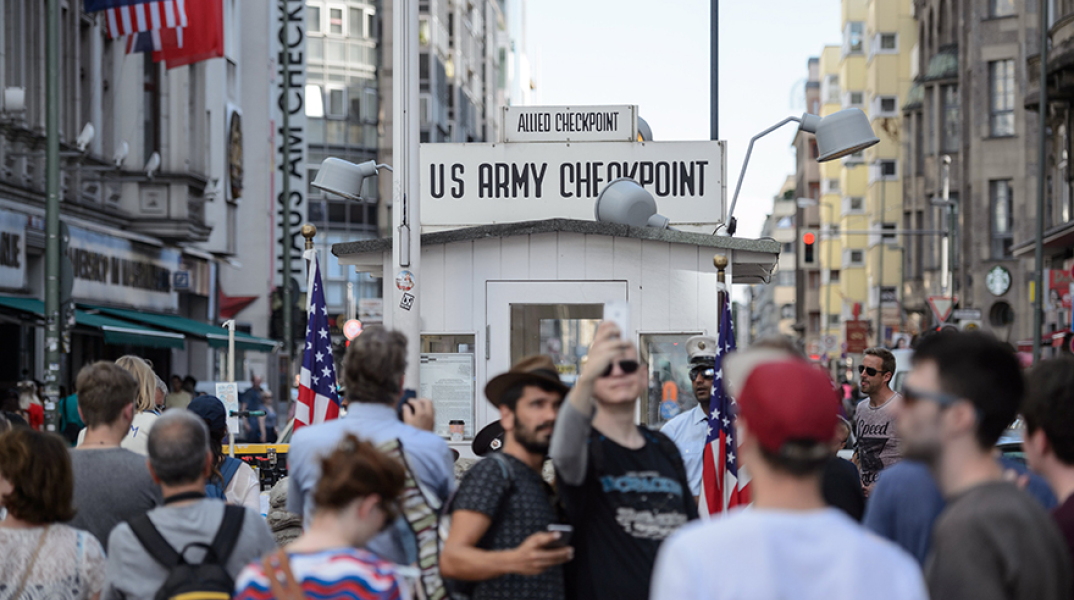 Σημείο Ελέγχου Τσάρλι στο Βερολίνο 