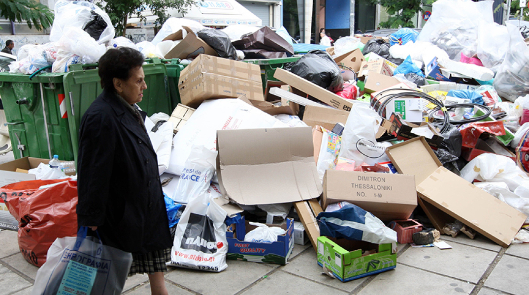 Πρόβλημα με τα σκουπίδια στη Θεσσαλονίκη 