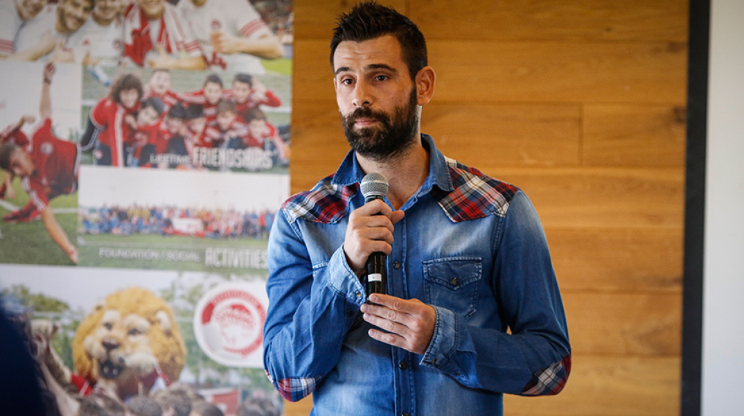 Μιχάλης Μουροούτσος 