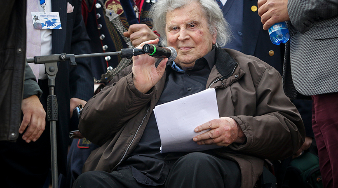 Μίκης Θεοδωράκης