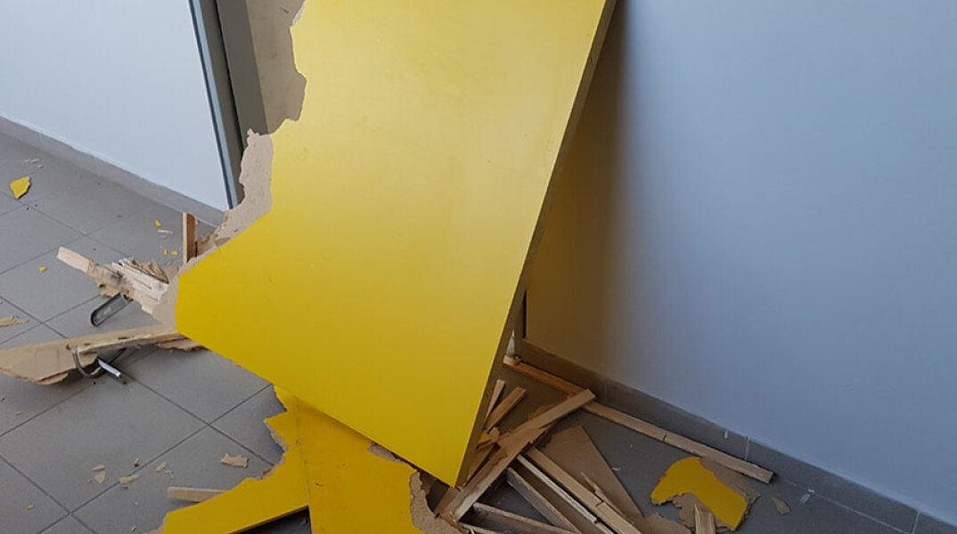 Βανδαλισμοί στο Γυμνάσιο Καρέα