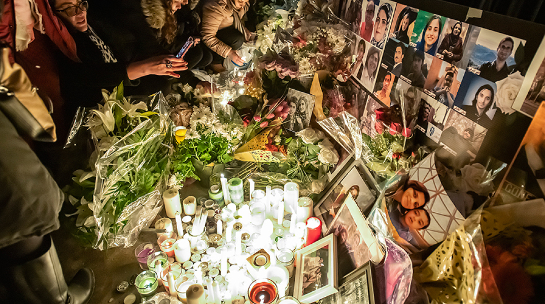 Επιμνημόσυνη τελετή για τα θύματα της αεροπορικής τραγωδίας