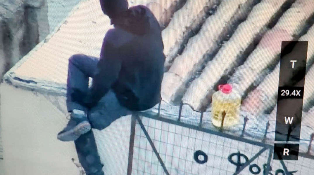 Φωτογραφικό υλικό της ΕΛ.ΑΣ. από τις καταλήψεις στο Κουκάκι