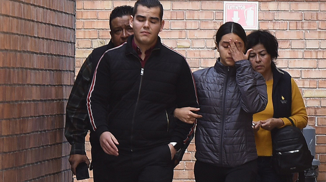 Συντετριμμένοι οι μαθητές του σχολείου στο Μεξικό 