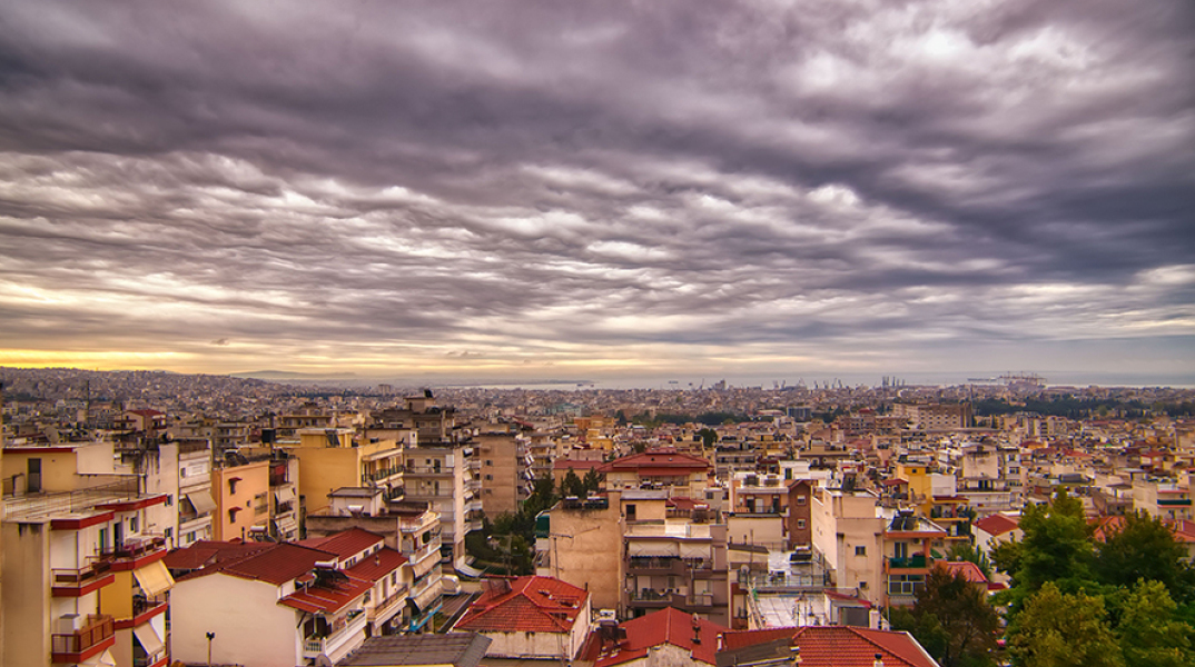 Αραιές νεφώσεις στη Θεσσαλονίκη