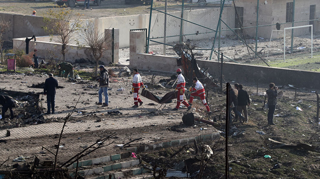 Ιράν: Δύο πύραυλοι χτύπησαν το ουκρανικό Boeing πριν αυτό συντριβεί στην Τεχεράνη