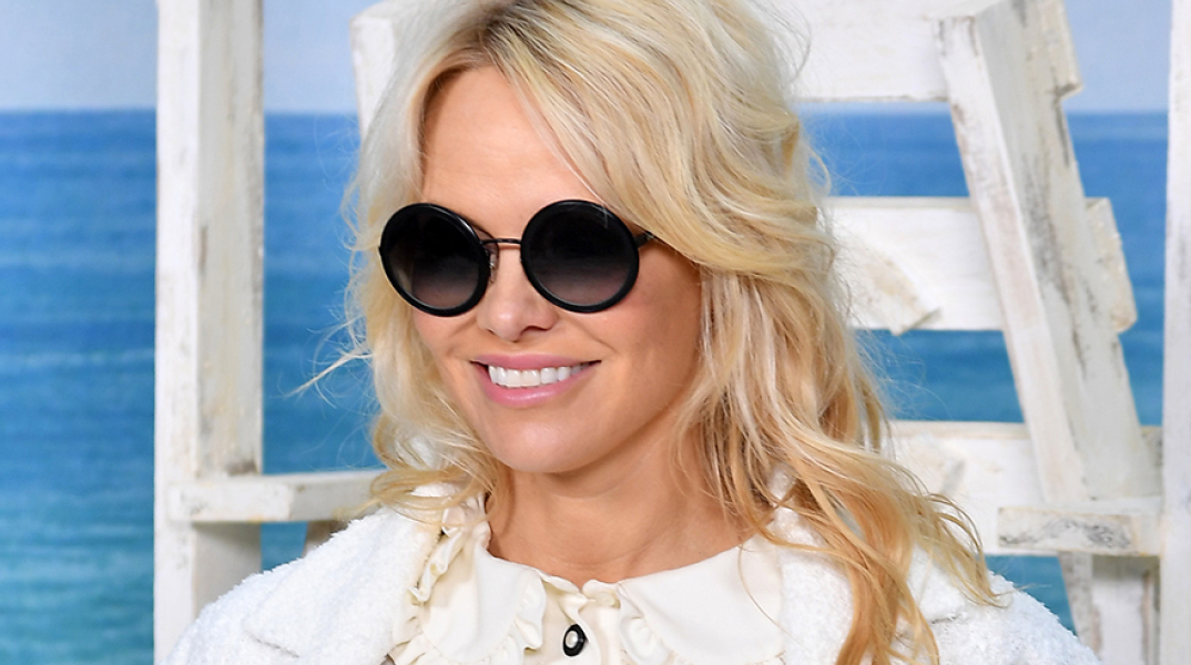 H Πάμελα σε επίδειξη του οίκου Chanel 