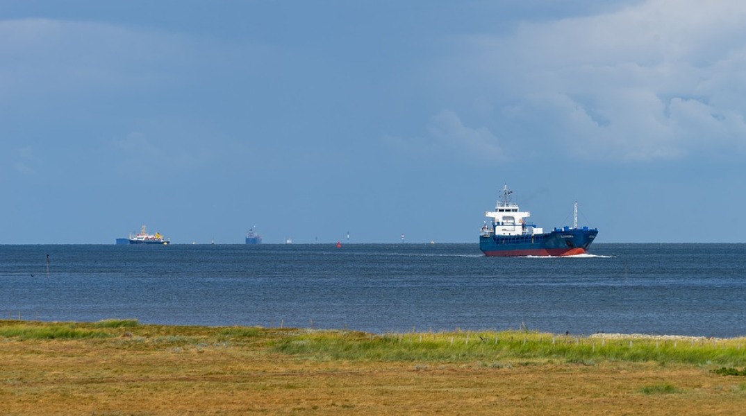 ship-3611262_960_720