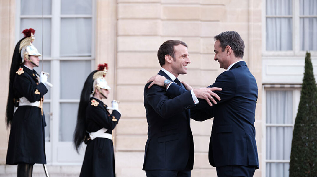 macron-mitsotakis3