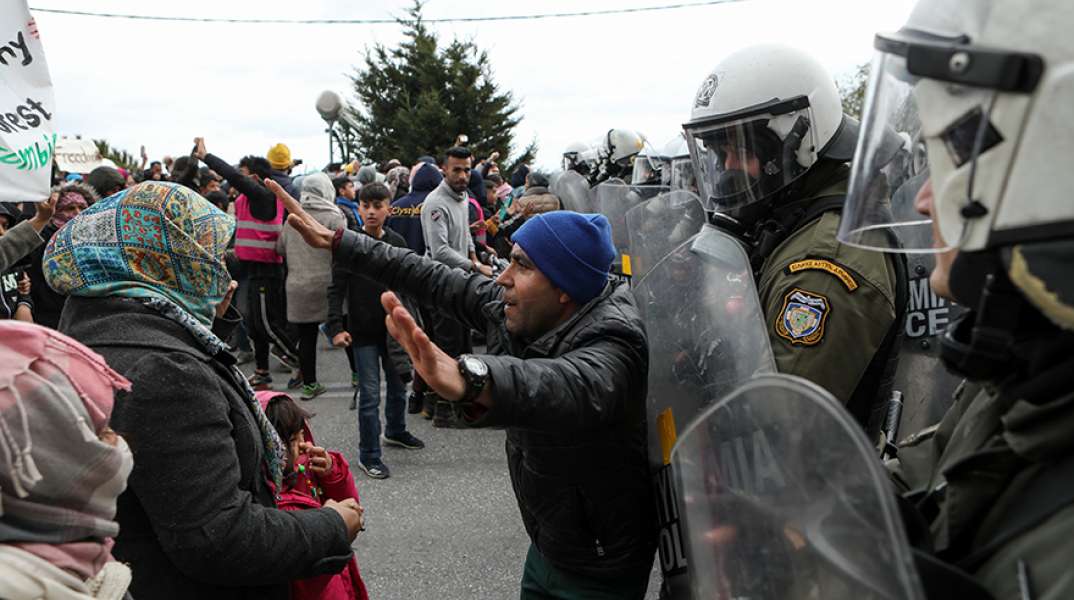 Επεισόδια στη Μόρια