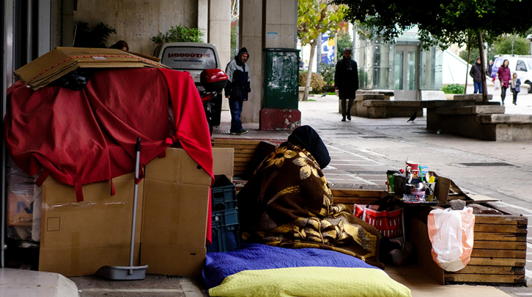 Άστεγος στην Αθήνα 
