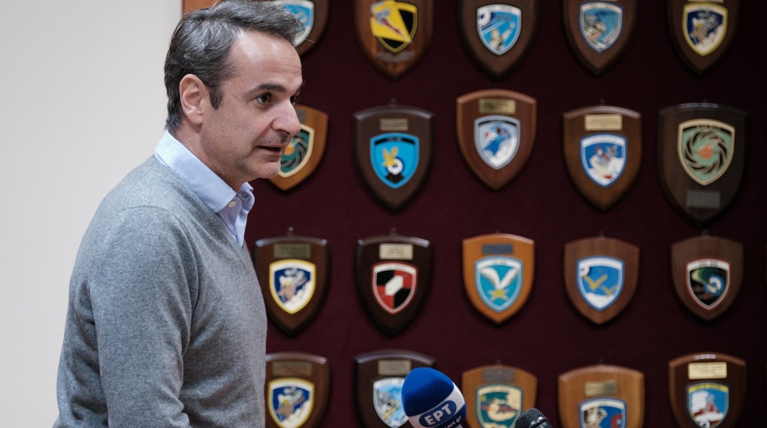 Κυριάκος Μητσοτάκης, 115 Πτέρυγα Μάχης, Κρήτη