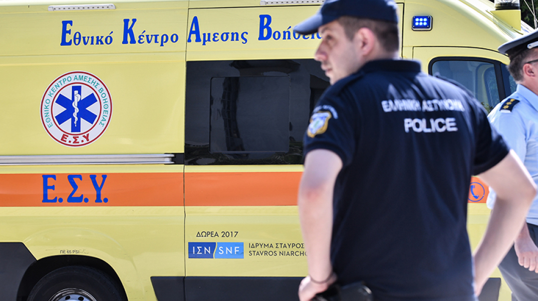 Ασθενοφόρο-ΕΚΑΒ