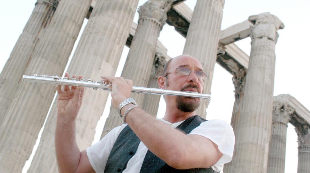 Ian Anderson - Jethro Tull - Rock Monuments - Athens Voice