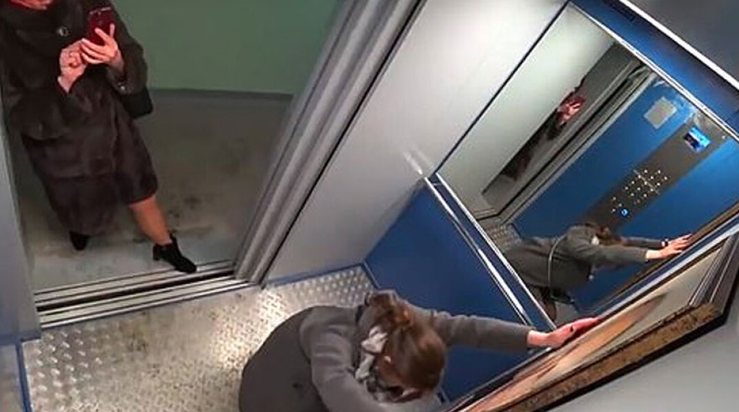 Η έρευνα-φάρσα Ρώσου blogger σε κτίριο της Μόσχας: Καταγράφει αντιδράσεις πολιτών όταν βλέπουν πορτρέτο του Πούτιν σε ασανσέρ