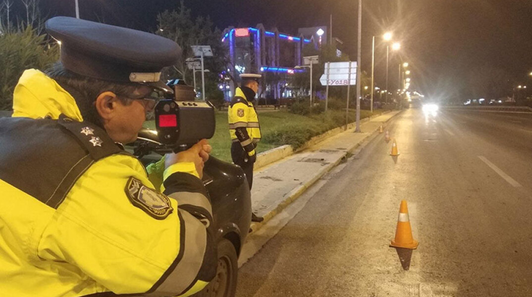 Μπλόκο της Τροχαίας στην Παραλιακή