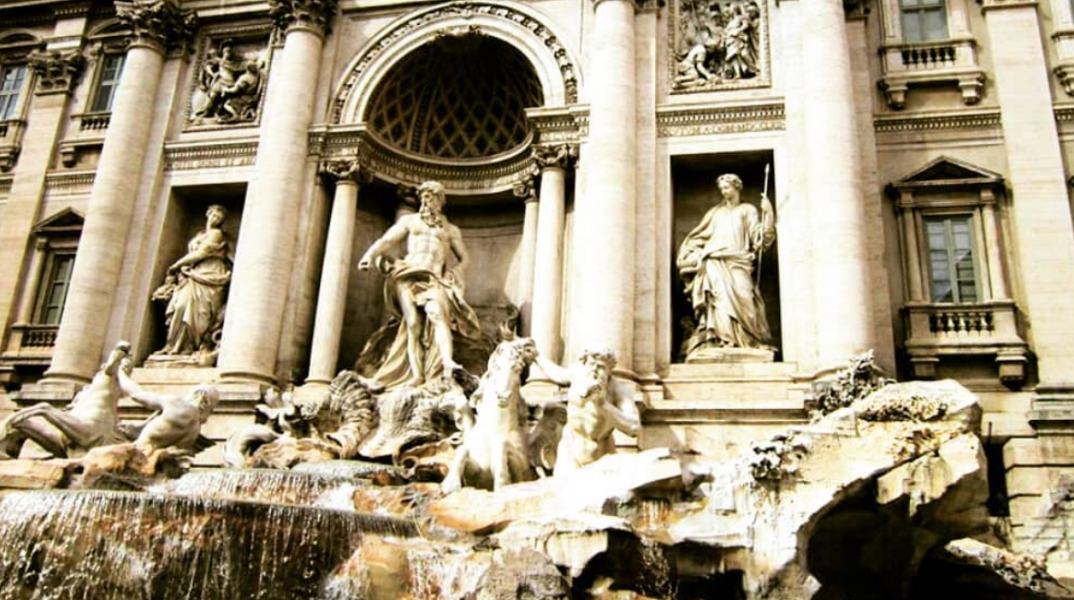 #athensvoice & you / ε ύ α @___eva__luna___