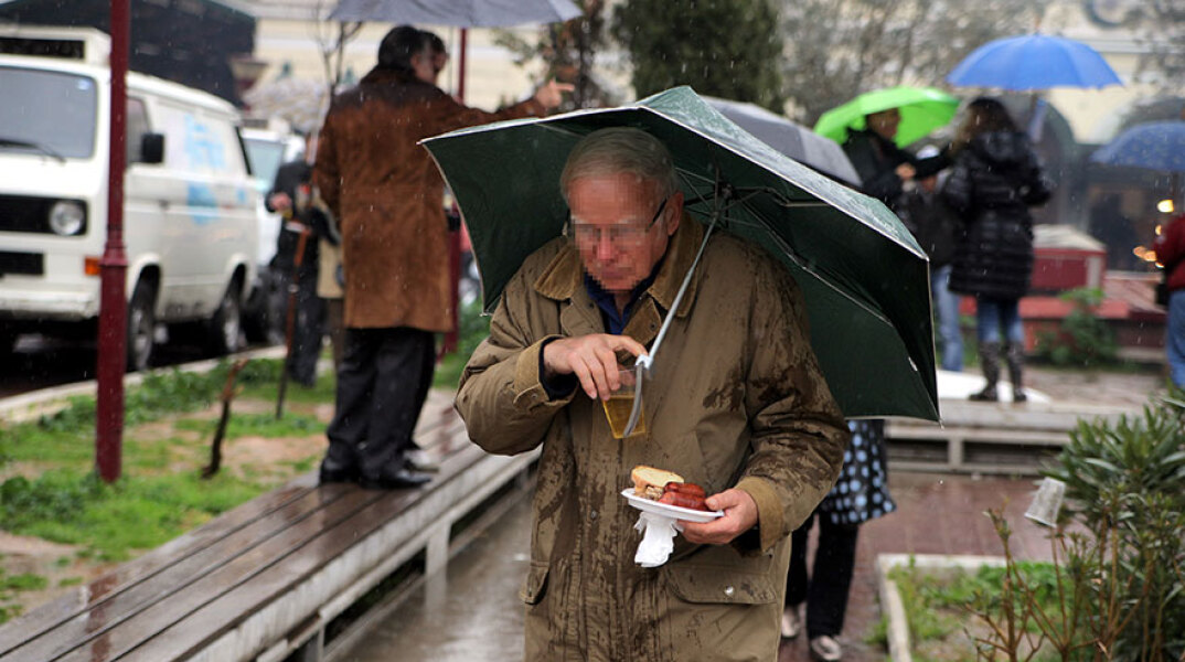 Βροχερή Τσικνοπέμπτη