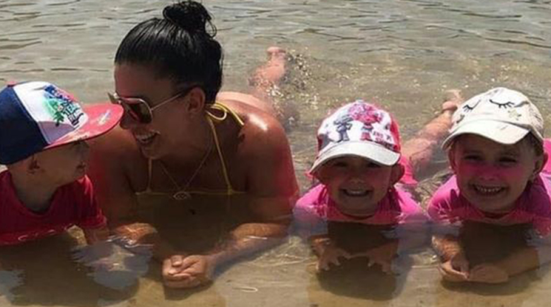 Η άτυχη Χάνα Κλαρκ με τα παιδιά της