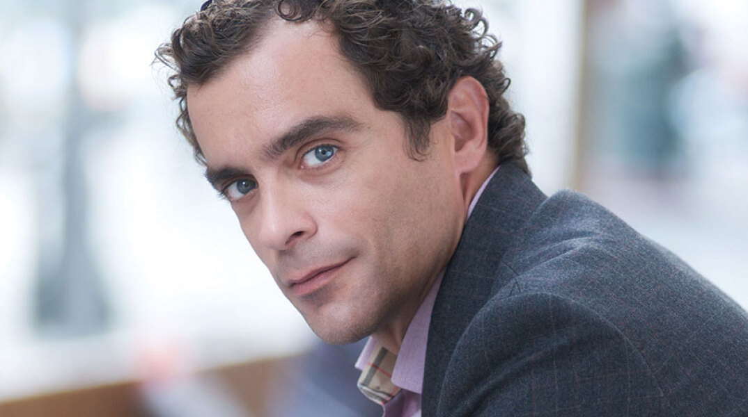 konstantinos markoulakis