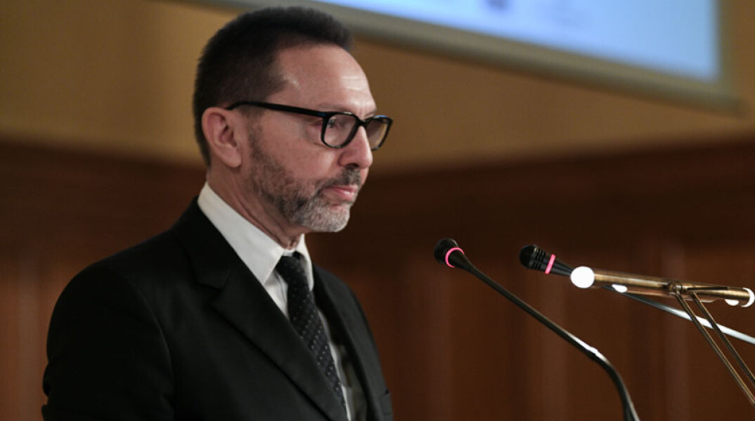 Γιάννης Στουρνάρας