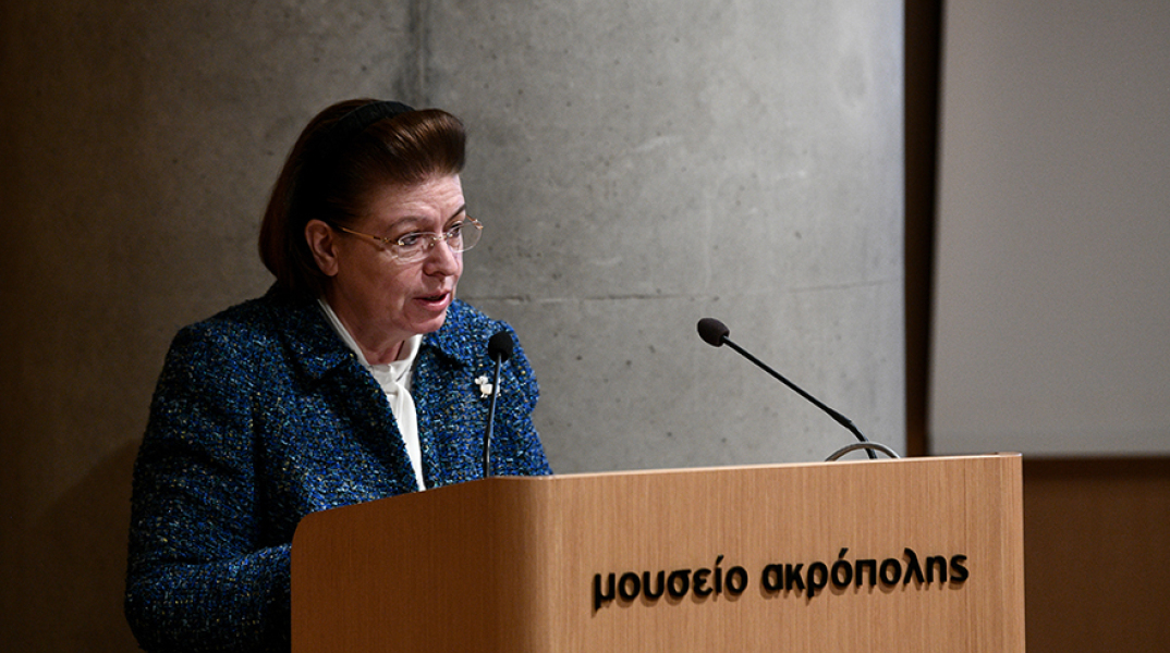 Λίνα Μενδώνη 