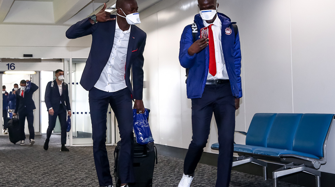 Άφιξη Ολυμπιακού στο Λονδίνο