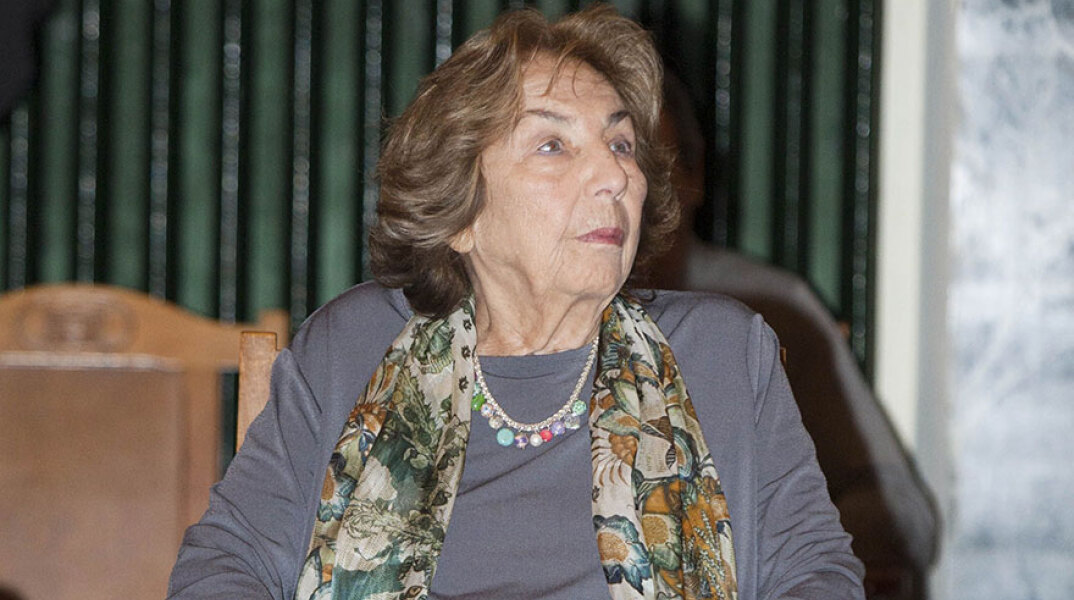 Η Άλκη Ζέη στην ανααγόρευση της σε επίτιμη διδάκτορα του ΑΠΘ