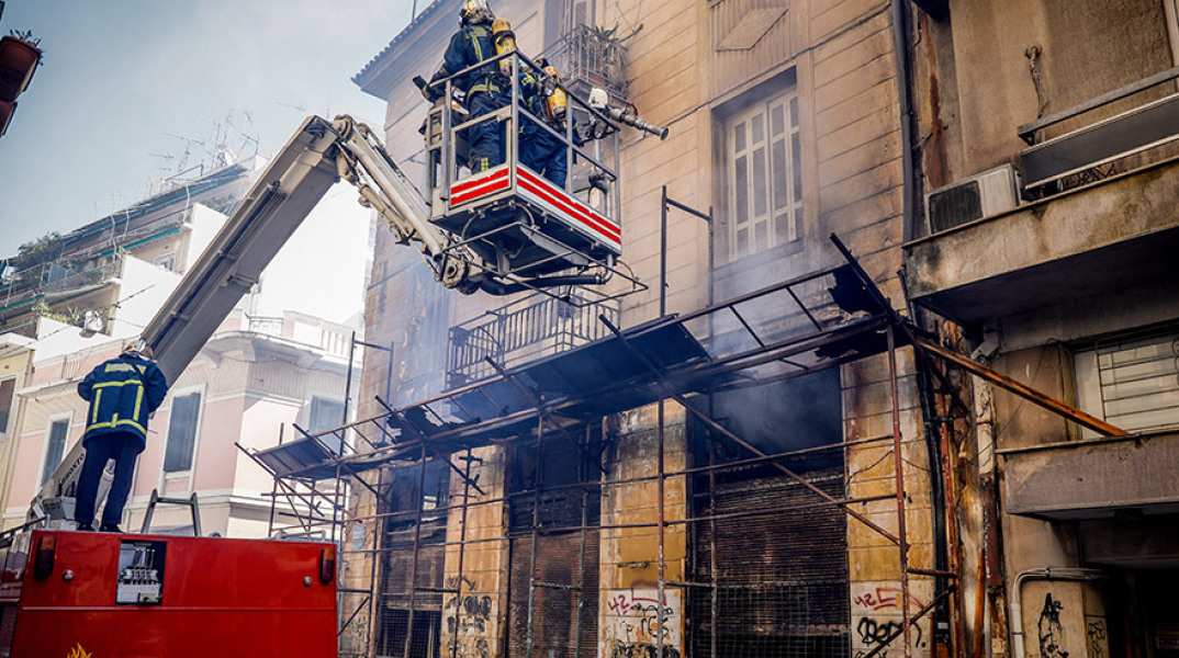 Πυρκαγιά σε ακατοίκητο κτίριο στην Αθήνα 