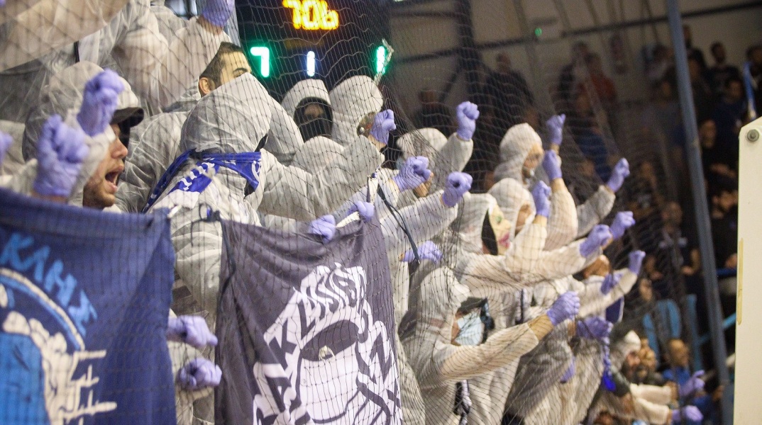 ΧΙΟΥΜΟΡ ΣΤΙΣ ΕΞΕΔΡΕΣ ΤΟΥ ΙΒΑΝΩΦΕΙΟΥ ΑΠΟ ΤΟΥΣ ΟΠΑΔΟΥΣ ΤΟΥ ΗΡΑΚΛΗ