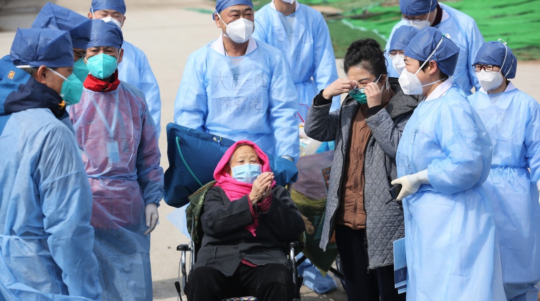 Κορωνοϊός: 98χρονη ανάρρωσε και πήρε εξιτήριο