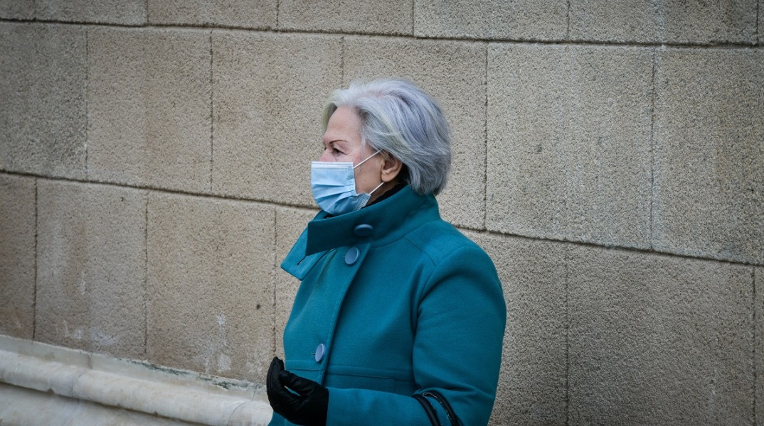 Κορωνοϊός: Προσπάθειες ιχνηλάτησης των επαφών των 7 ασθενών