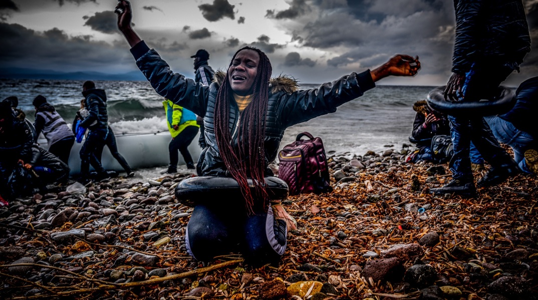 Λέσβος: Εκατοντάδες έφτασαν στο νησί κατά τη διάρκεια της νύχτας