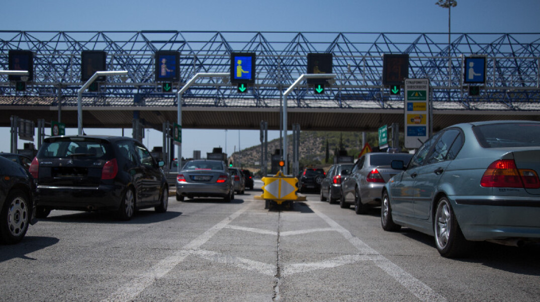 Μέτρα της Τροχαίας για την επιστροφή των εκδρομέων