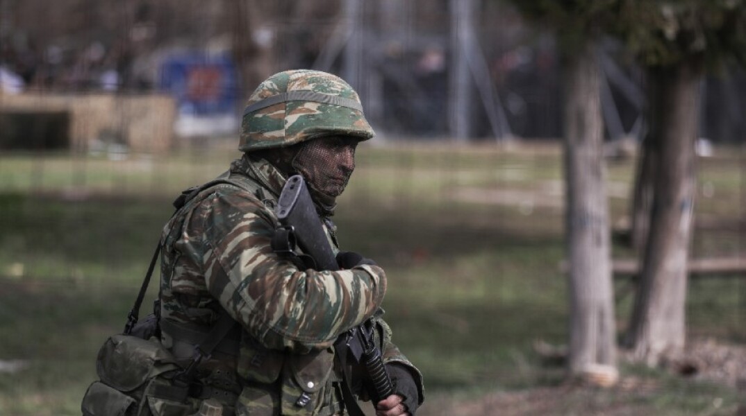 Στρατός στα σύνορα στον Έβρο