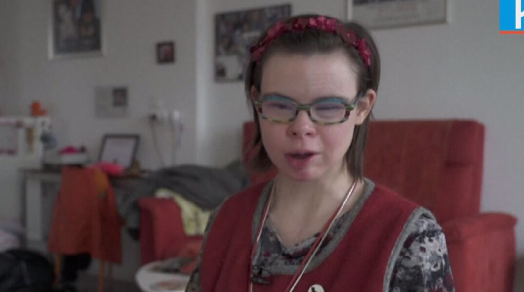  Ελεονόρ Λαλού  - Σύνδρομο Ντάουν 