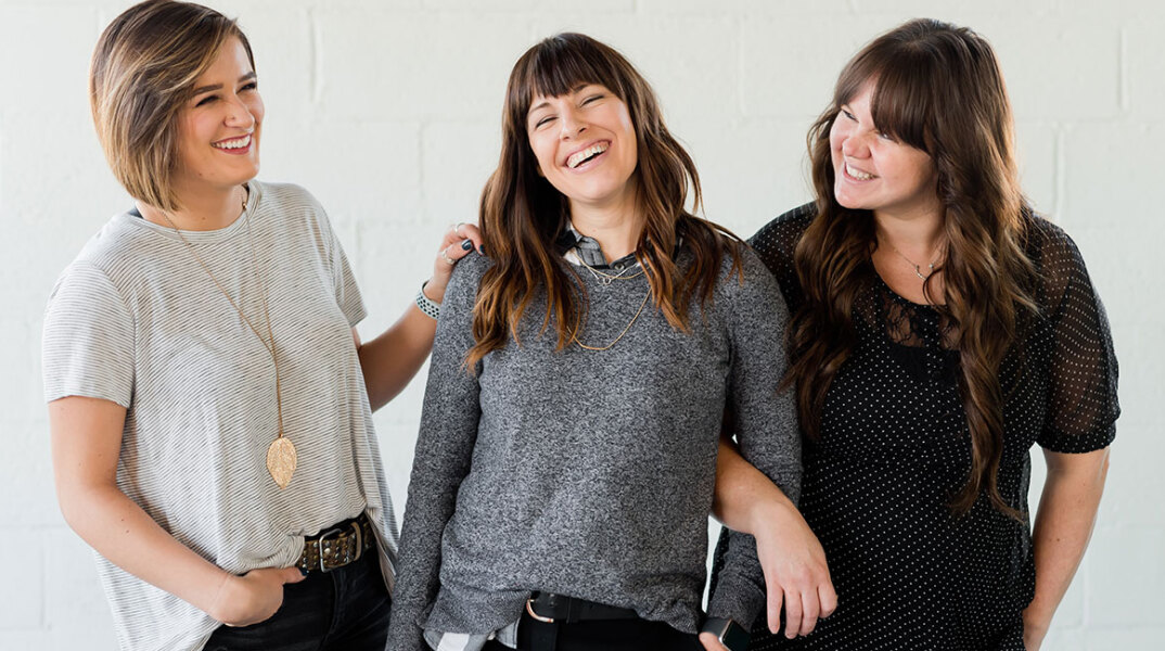 Έρευνα aboutpeople: Πόσο ευτυχισμένες είναι οι Ελληνίδες;