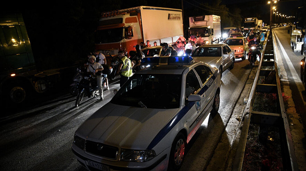 Μποτιλιάρισμα στην Εθνική Οδό λόγω τροχαίου (ΑΡΧΕΙΟΥ)