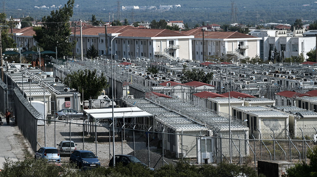 Κλειστές δομές μεταναστών 