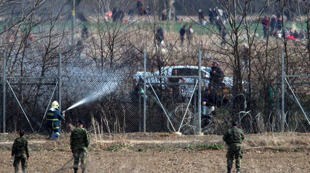 Επεισόδια με μετανάστες στα ελληνοτουρκικά σύνορα στον Έβρο