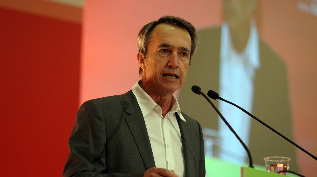 Ο Καθηγητής του ΕΚΠΑ Γιάννης Τούντας για τον κορωνοϊό