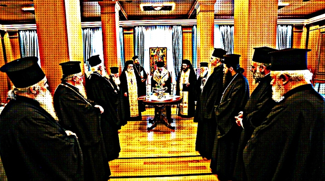 Ιερά Σύνοδος για κορωνοϊό: Δεν μεταδίδεται με τη Θεία Κοινωνία