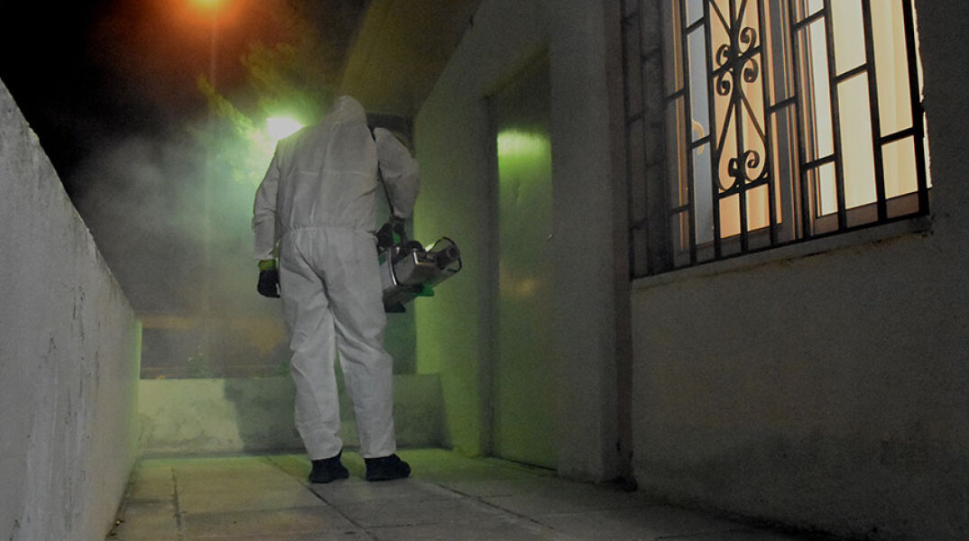 Μαθητής Λυκείου σε σχολείο στο Γαλάτσι, θετικός στον κορωνοϊό