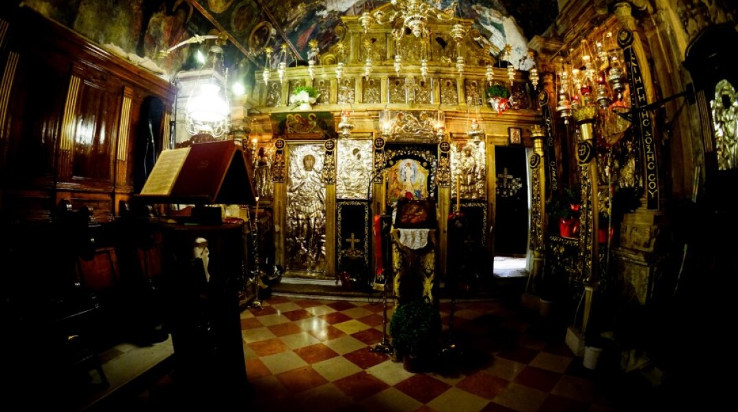 Εκκλησία κορωνοϊός