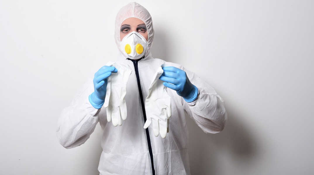 Κορωνοϊός - Κρούσματα - Θεία Κοινωνία - Κυβέρνηση 