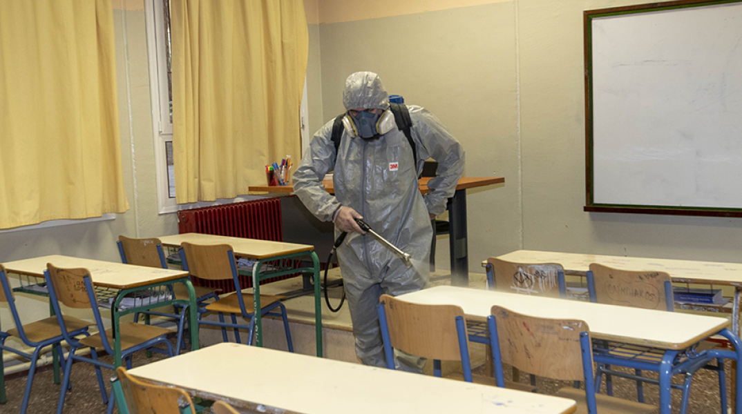 Κορωνοϊός, κλειστά σχολεία