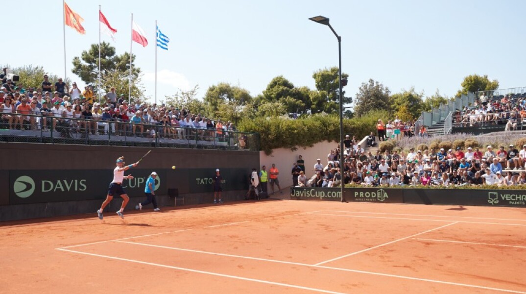 Τένις Κορωνοϊός