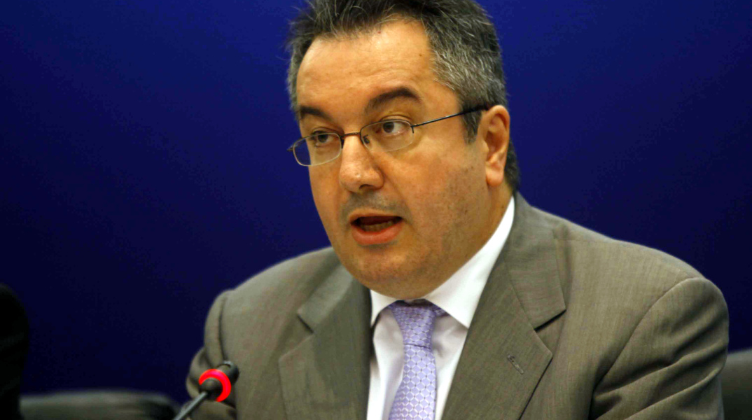 Ηλίας Μόσιαλος 