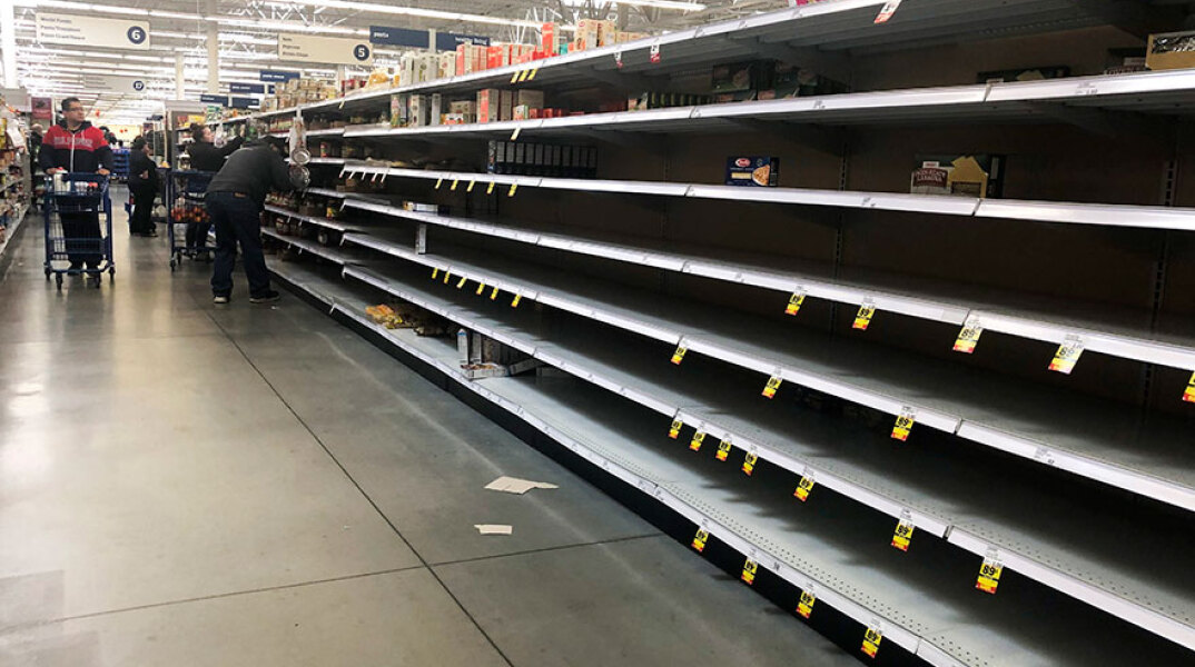 Τα μέτρα για τον κορωνοϊό παραπέμπουν σε καταστάσεις πολέμου, εκτιμά ο επικεφαλής του Eurogroup, Μάριο Σεντένο